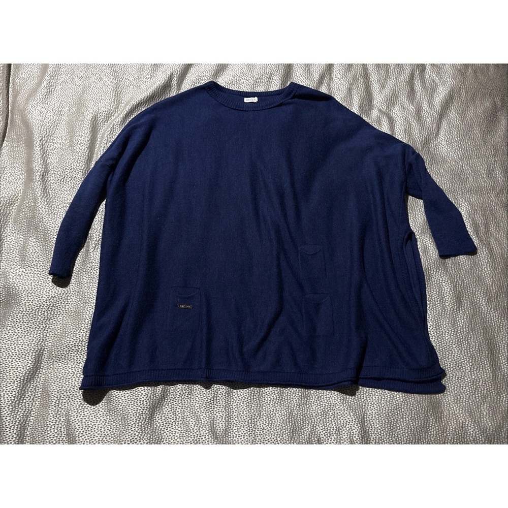 Mersea Catalina Traveler Sweater Navy Blue Minimalist Classic Coastal One Size
